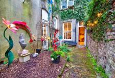 Edward Dare Gallery