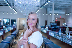 Raleigh-Diamond-Promo-3