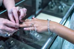 Raleigh-Diamond-Promo-5